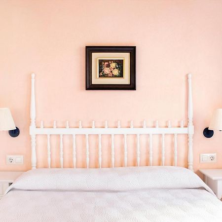Allotjaments Placa Major-Grevol Santa Pau Zewnętrze zdjęcie