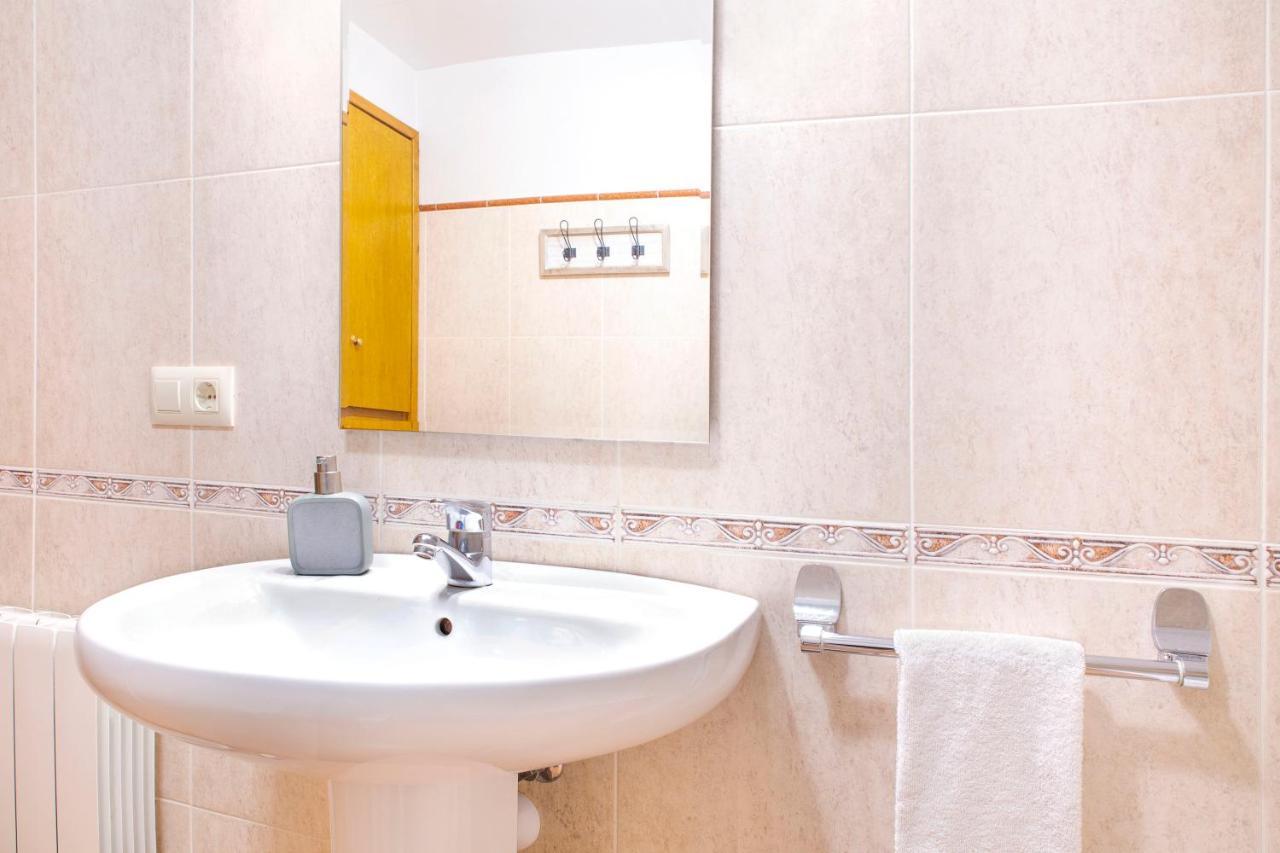 Allotjaments Placa Major-Grevol Santa Pau Zewnętrze zdjęcie